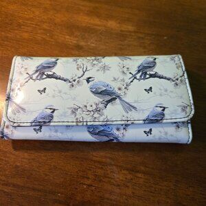 Trifold wallet Birds floral blue white with black lining synthetic NWOT
